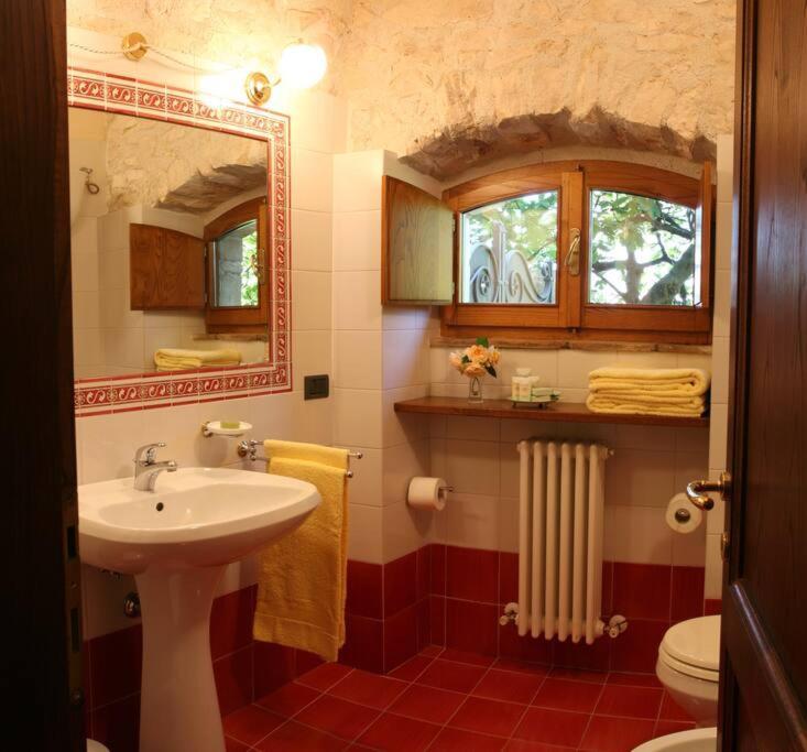All Stone Horse Stable Converted To Elegant Apartment - Baltimora Spoleto Exterior photo
