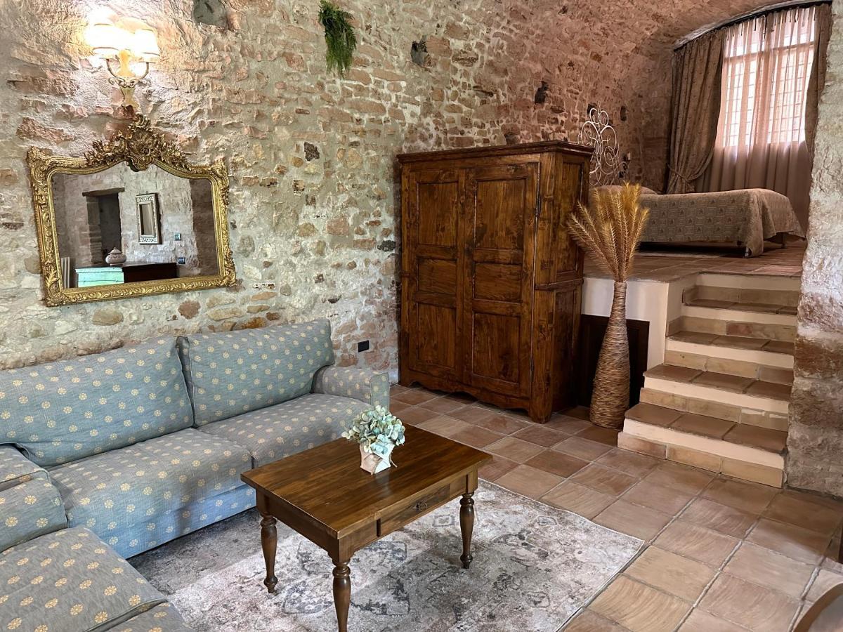 All Stone Horse Stable Converted To Elegant Apartment - Baltimora Spoleto Exterior photo