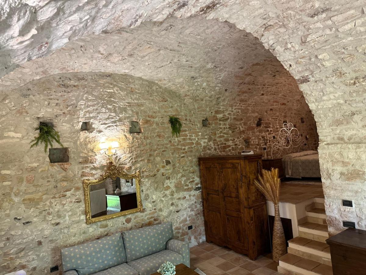 All Stone Horse Stable Converted To Elegant Apartment - Baltimora Spoleto Exterior photo